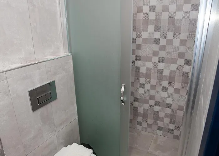 Kent Ξενοδοχείο 2*